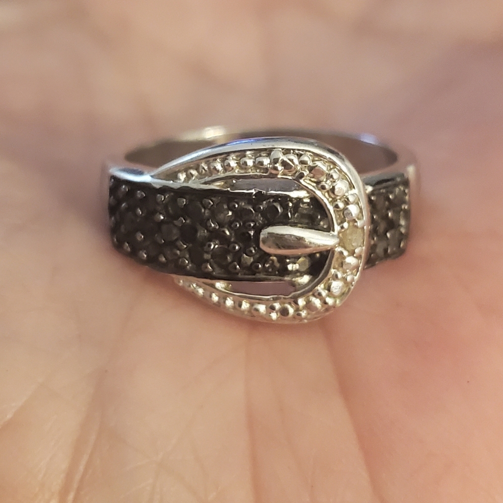 Sterling silver buckle ring